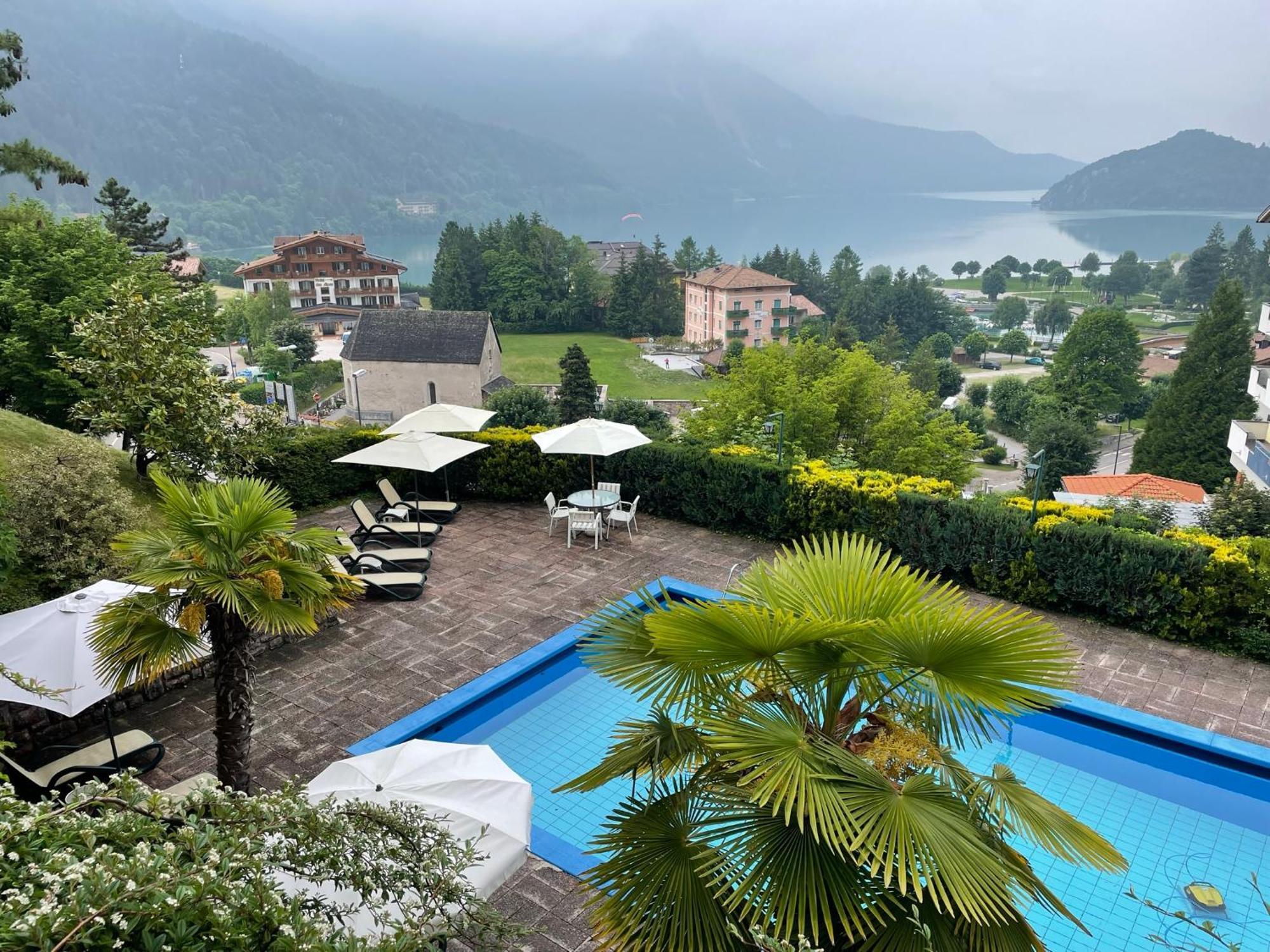 Hotel Miralago Wellness - Adults Only Molveno Exteriér fotografie